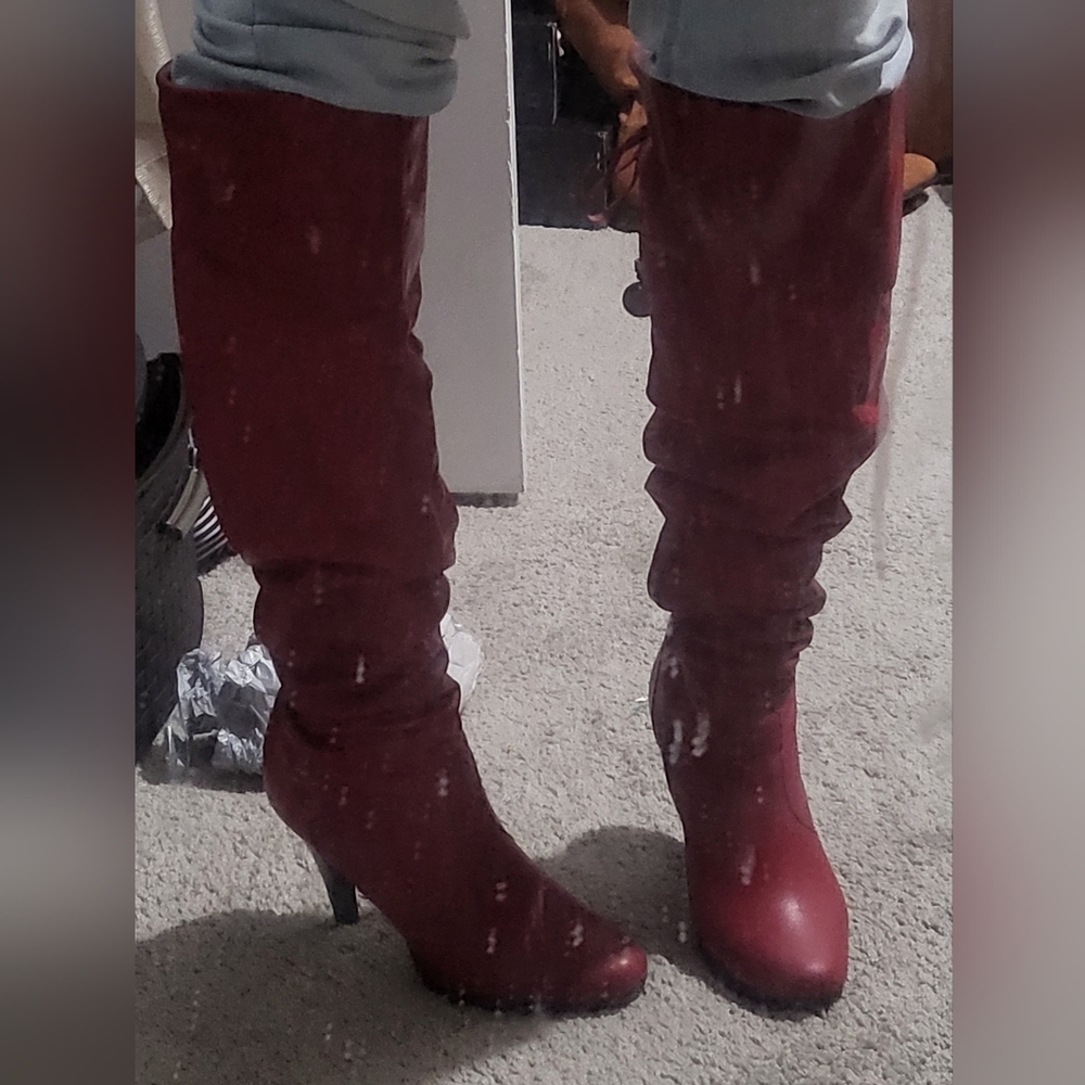 Jessica Simpson boots